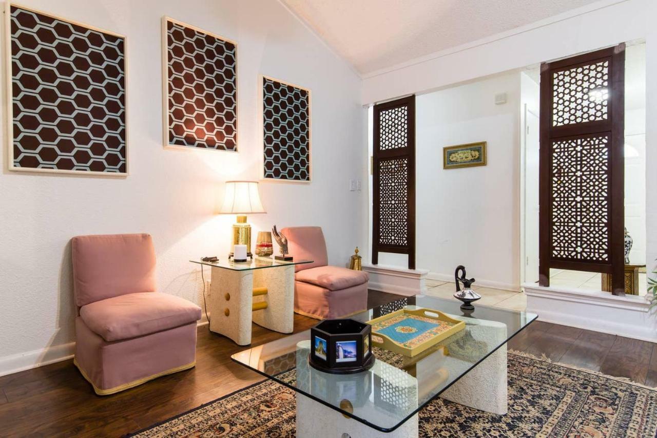 Oasis Near Dfw Airport With Mediterranean Setting Irving Exteriér fotografie